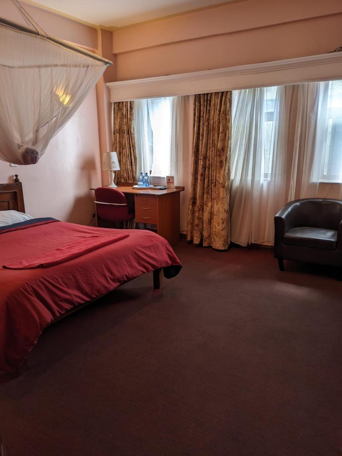 Metro Hotel Nairobi Luaran gambar