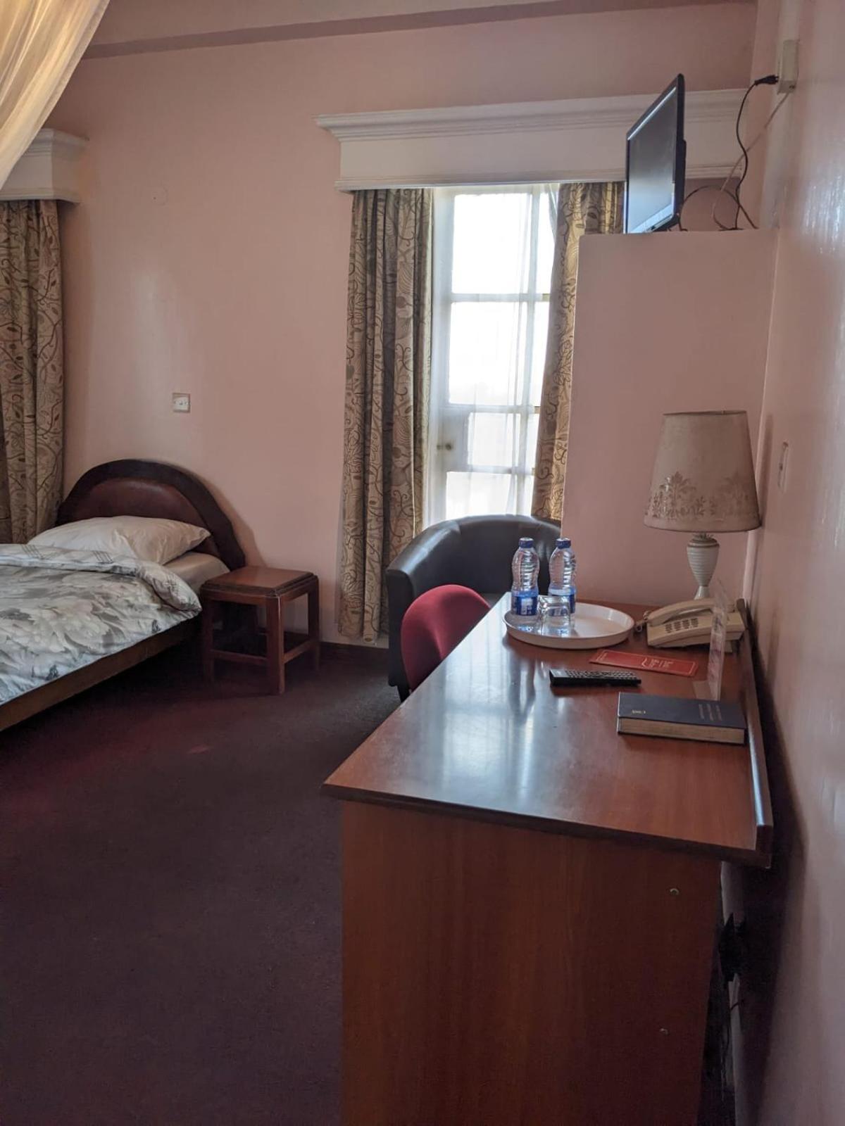 Metro Hotel Nairobi Luaran gambar